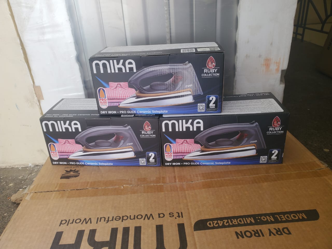 Heavy duty Mika dry iron box 